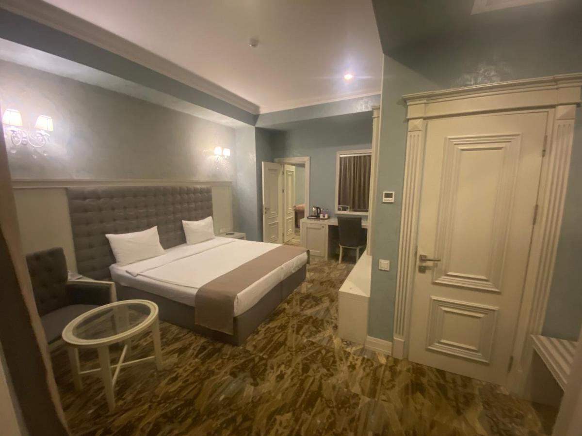 Emerald Suite Hotel Baku Ngoại thất bức ảnh