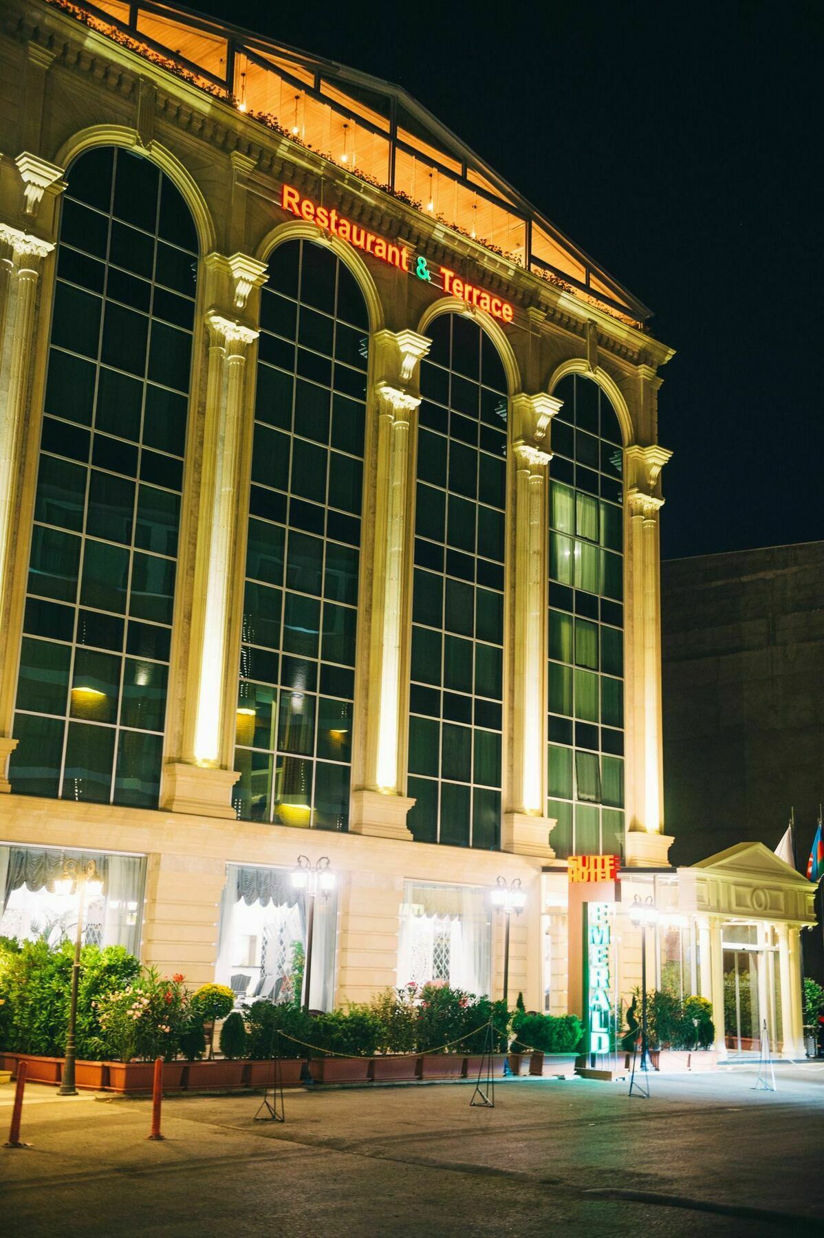 Emerald Suite Hotel Baku Ngoại thất bức ảnh